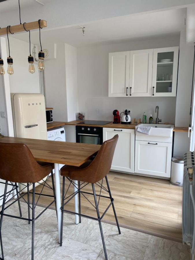Terrasse Plein Sud - Chaleureux En Centre Ville Hyeres Ngoại thất bức ảnh