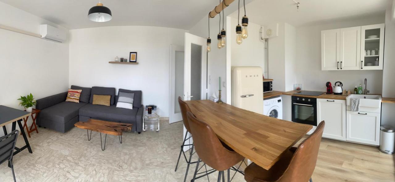 Terrasse Plein Sud - Chaleureux En Centre Ville Hyeres Ngoại thất bức ảnh